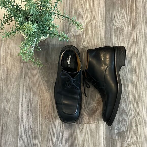 NEAR PERFECT AVITTO HANDMADE ITALIAN MENS BLACK DRESS BOOTS SIZE 43.5 (10.5) - Picture 1 of 9